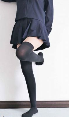 只想爱你在线观看