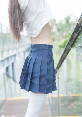 诱人的老师hd中字