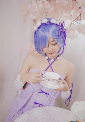 年轻善良的嫂子2