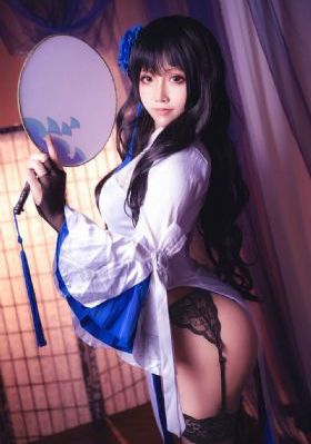 把坤巴放嘴巴里的视频